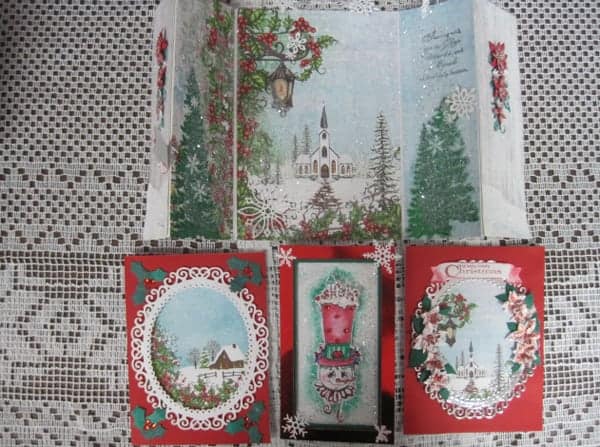 Dec. 8, Sat. 9:30 am   Heartfelt Christmas cards with Lynda